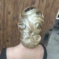 chignons et coiffages